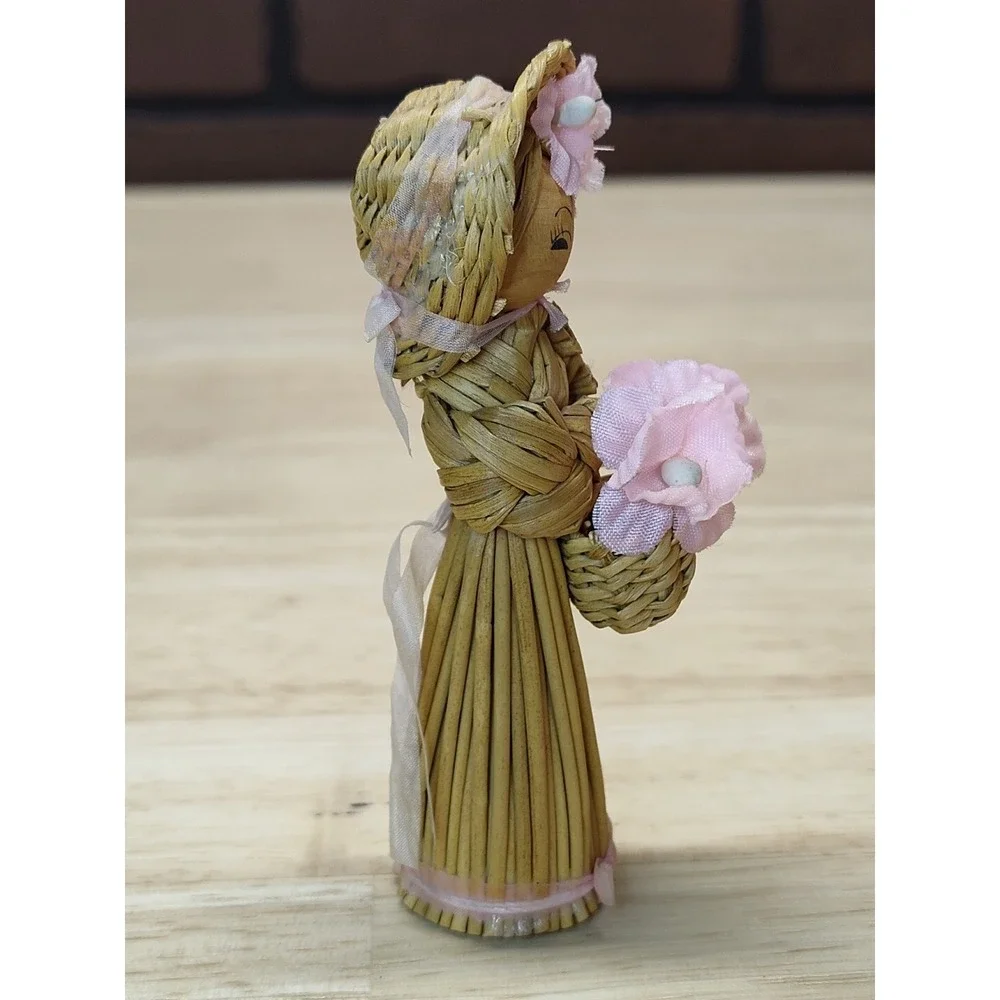 Wicker Vintage Wooden Peg Doll Figurine Girl Basket  Decorative Straw Hat